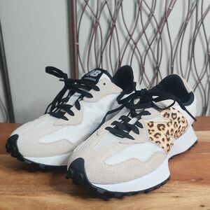 New Balance Kids Sneakers in Beige and Leopard Print